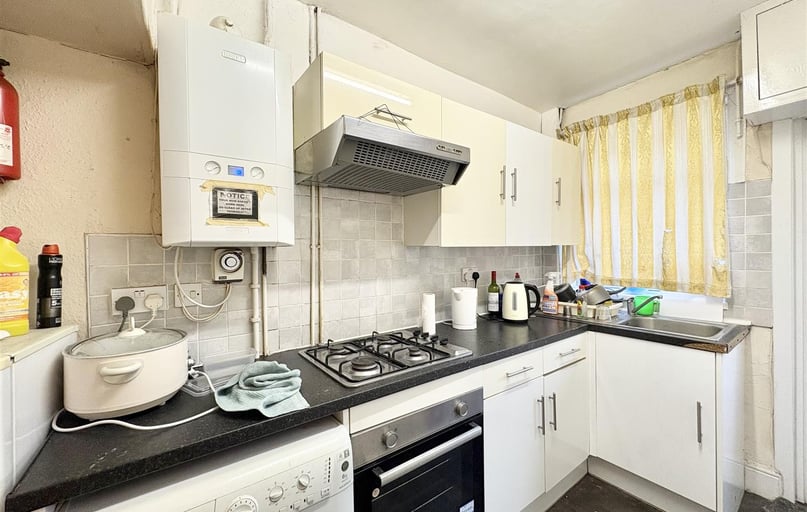 Abbey Street, Dunkirk, Nottingham - Image 1